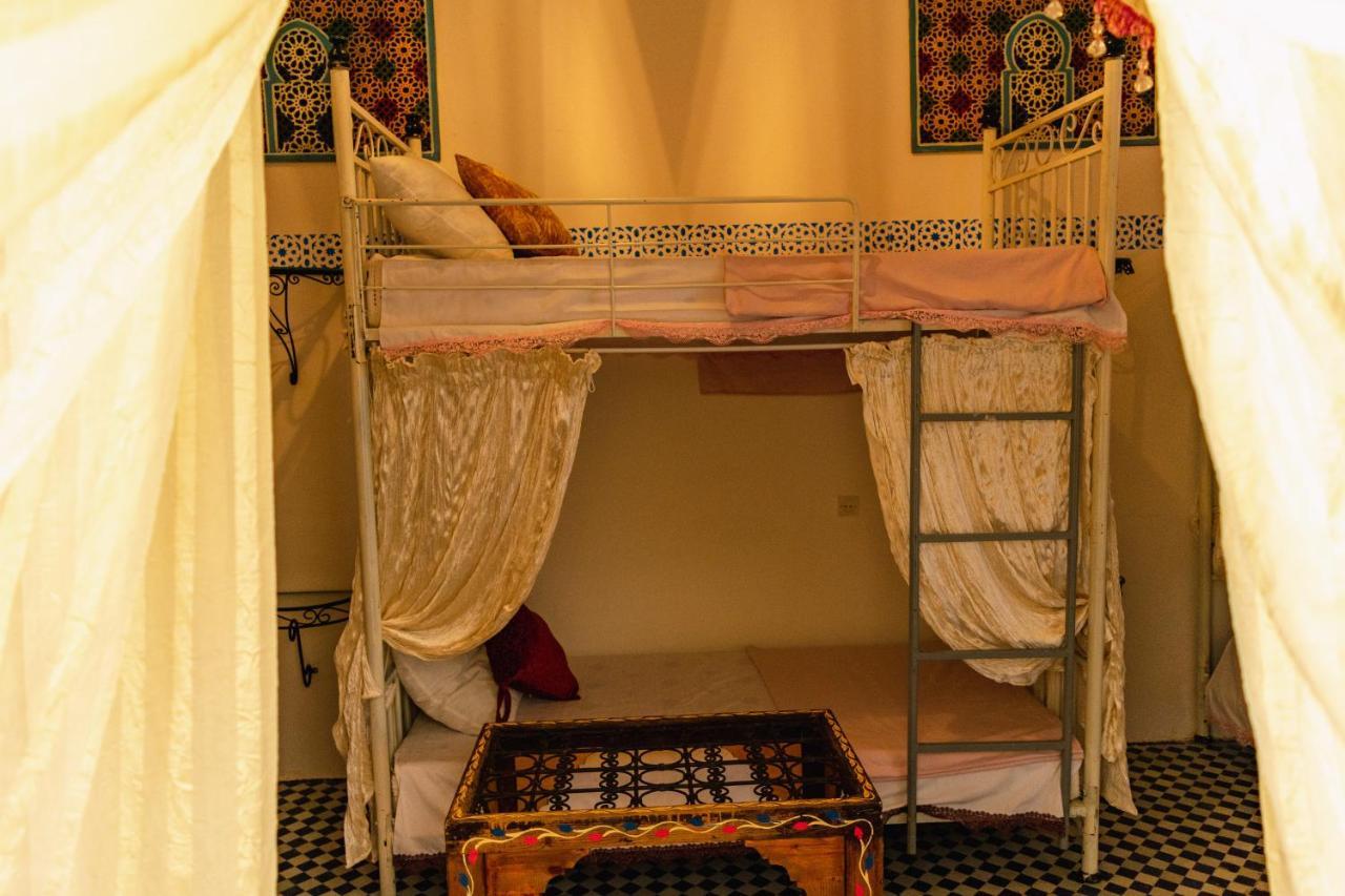 Sendis Dar Hostel Fes Exterior photo