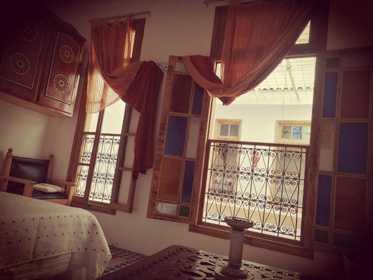Sendis Dar Hostel Fes Exterior photo